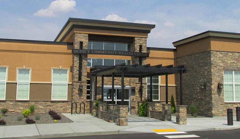 quincy community health Exterior 768x447